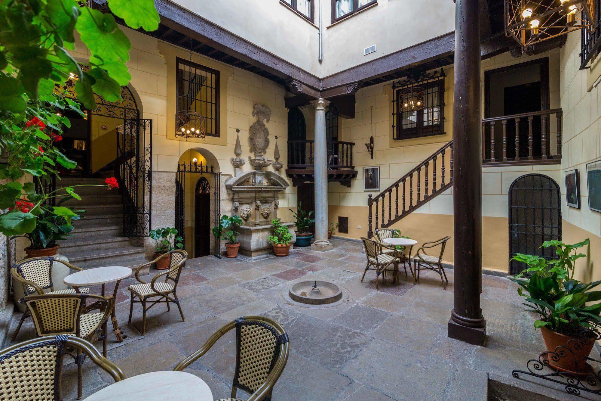 Palacio De Mariana Pineda Granada Eksteriør billede